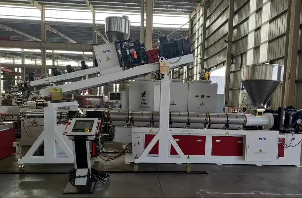 Description of PP Garden Tool House Panel Extrusion Line