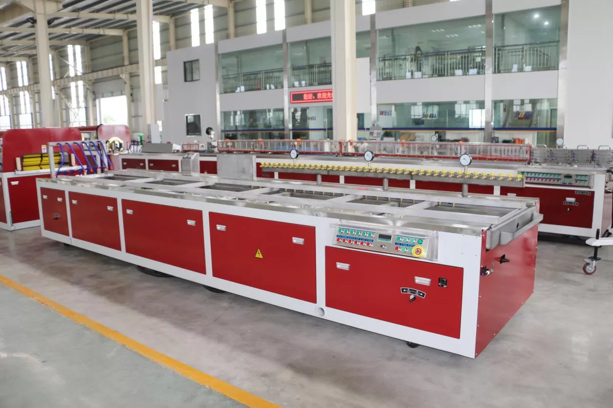 Description of PVC Plastic Trunk Extrusion Line